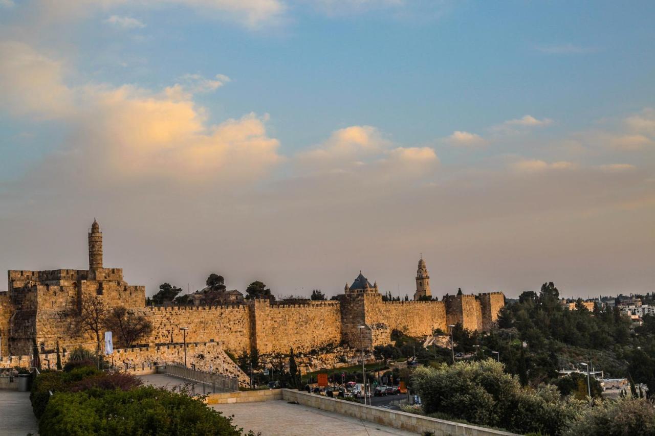 Brown Jlm Mamilla, A Member Of Brown Hotels Jerusalem Eksteriør bilde